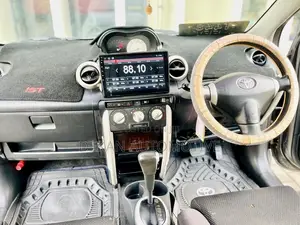Toyota IST 2004 Gray