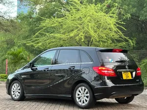 Mercedes-Benz B-Class 2013 Black