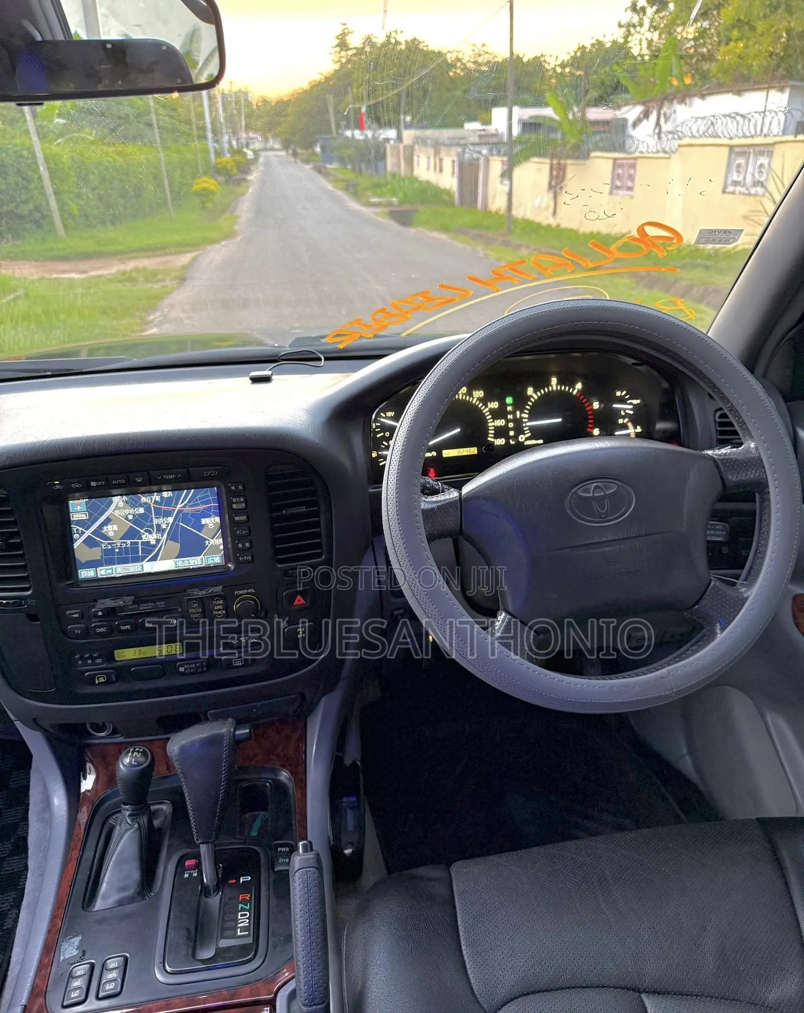 Toyota Land Cruiser 2002 Black