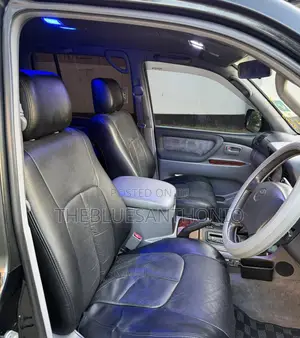 Toyota Land Cruiser 2002 Black