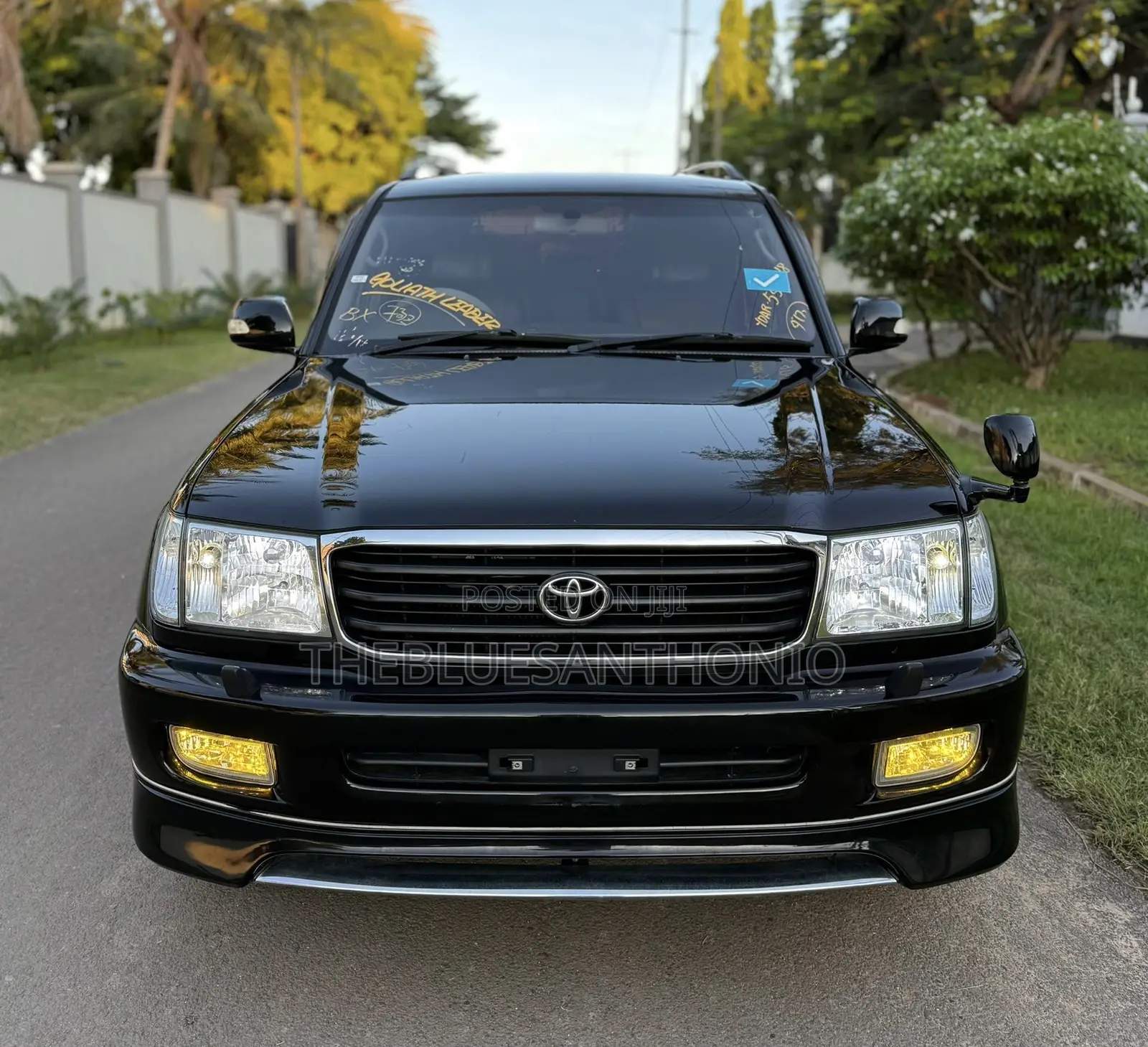 Toyota Land Cruiser 2002 Black