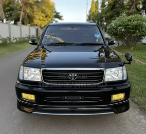 Toyota Land Cruiser 2002 Black