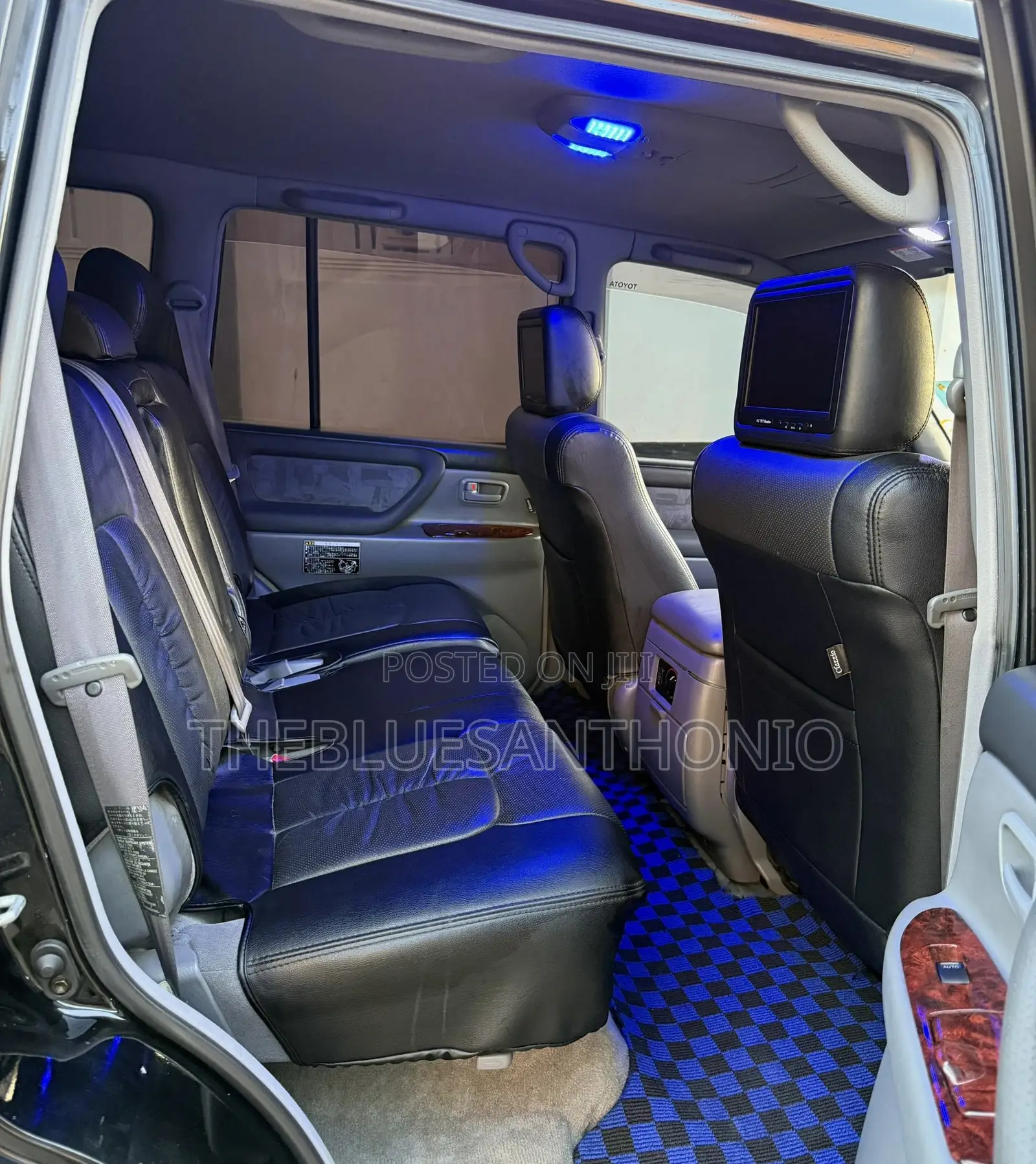 Toyota Land Cruiser 2002 Black