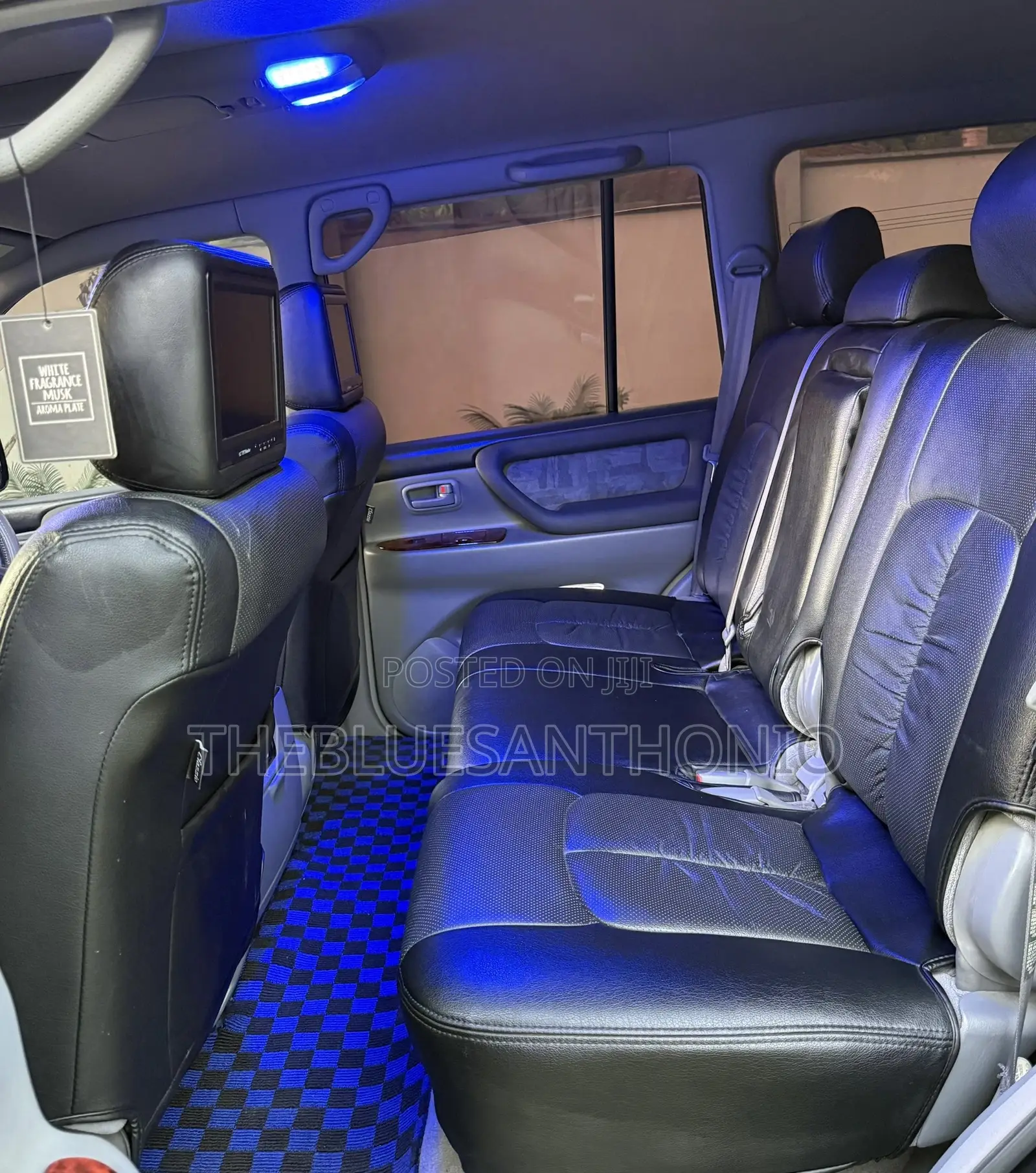 Toyota Land Cruiser 2002 Black