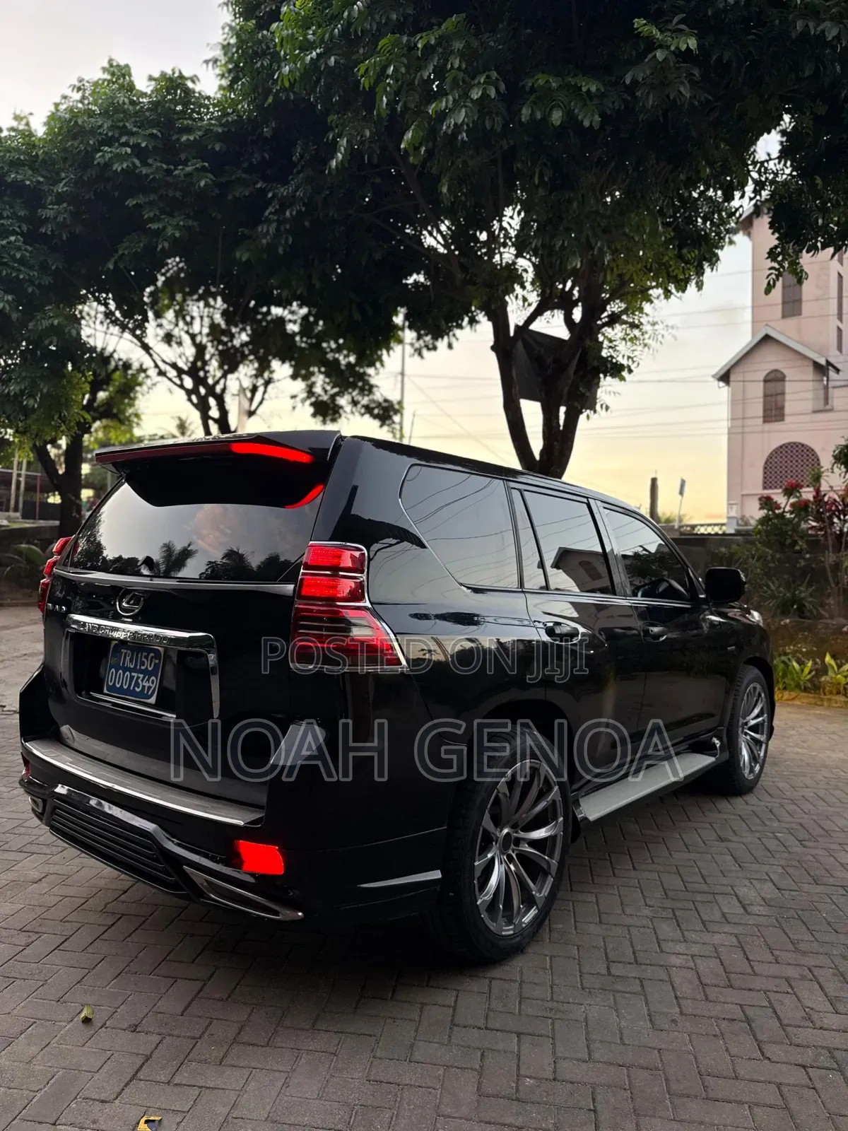 Toyota Land Cruiser Prado 2.7 i 2011 Black