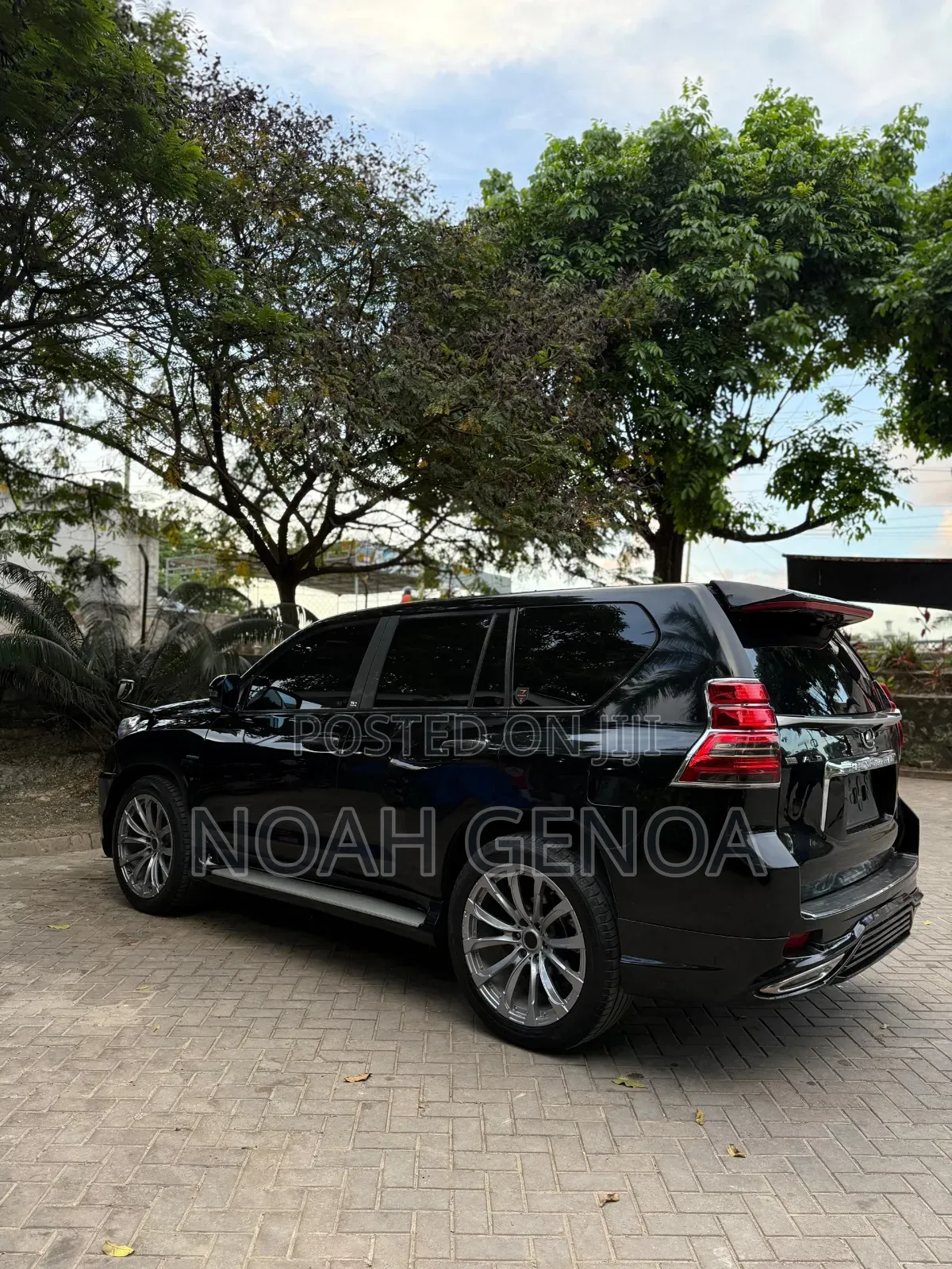 Toyota Land Cruiser Prado 2.7 i 2011 Black