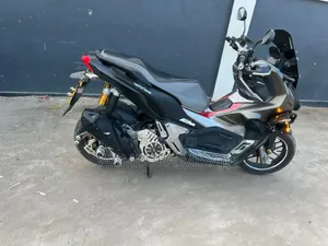 Honda CBX 2025 Brown