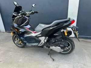 Honda CBX 2025 Brown