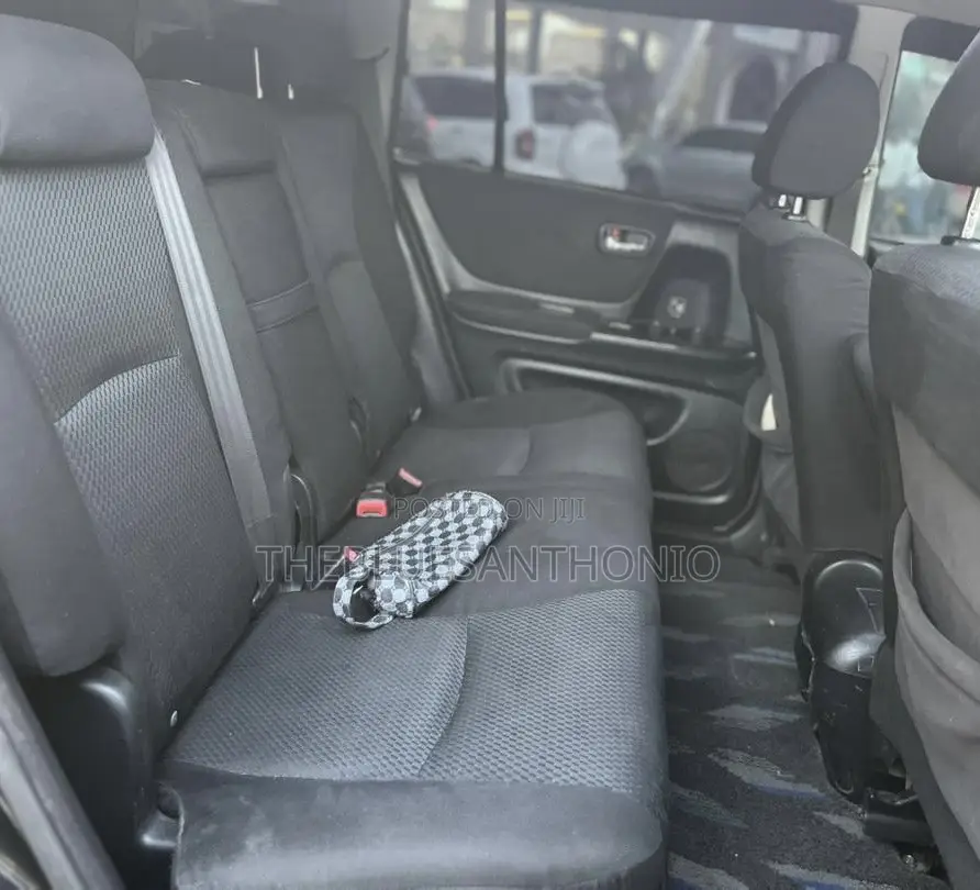 Toyota Kluger 2006 Black
