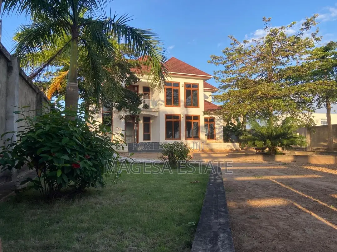 5bdrm House in Gezaulole, Kigamboni for sale