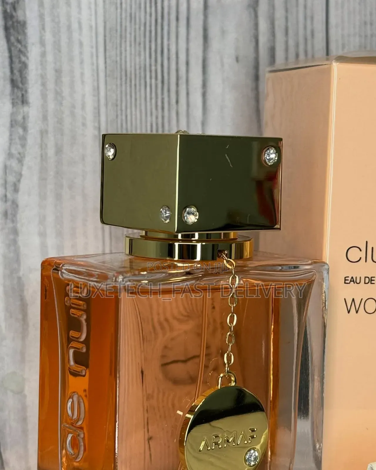 Armaf Club De Nuit Woman Perfume - Elegant and Sophisticated Fragrance