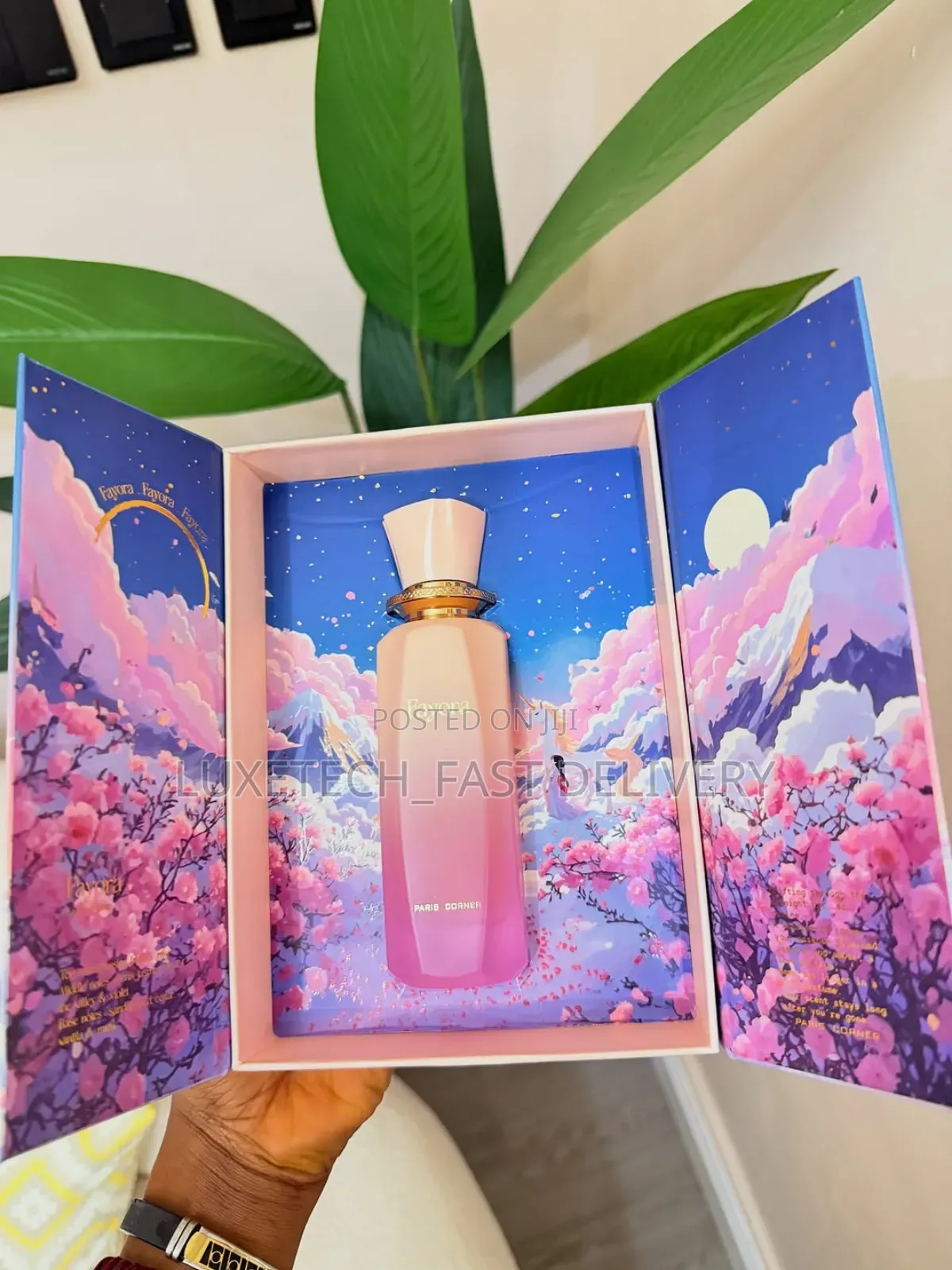 Fayora by Paris Corner, a Floral-Fruity Eau De Parfum for Women