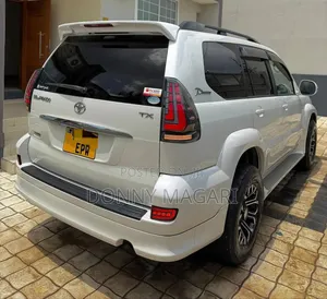 Toyota Land Cruiser Prado 2007 White