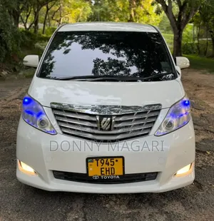 Toyota Alphard 2011 White