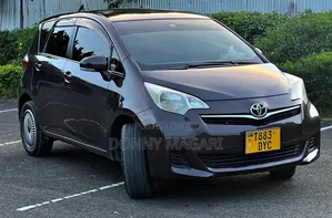 Toyota Ractis 2011 Black