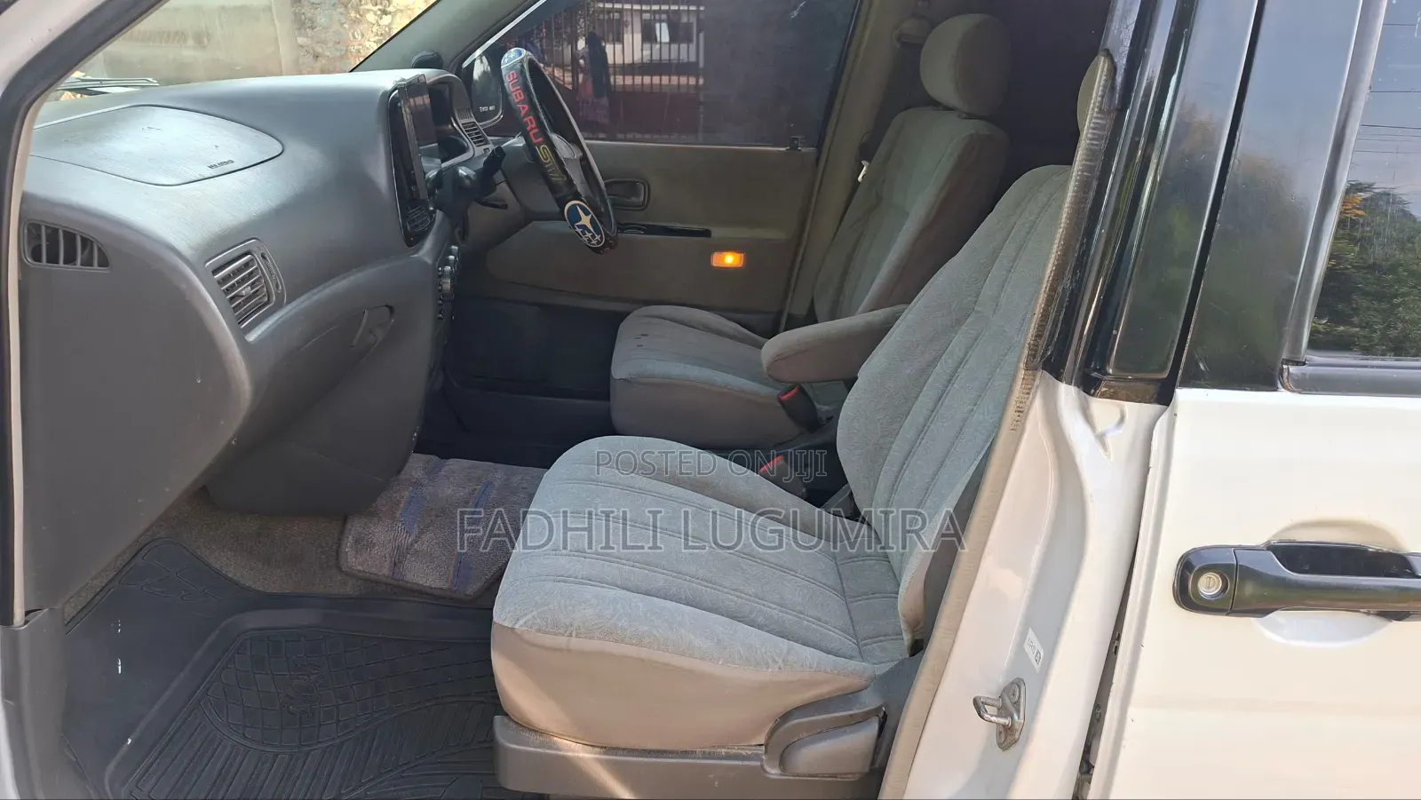 Toyota Noah 2001 Pearl