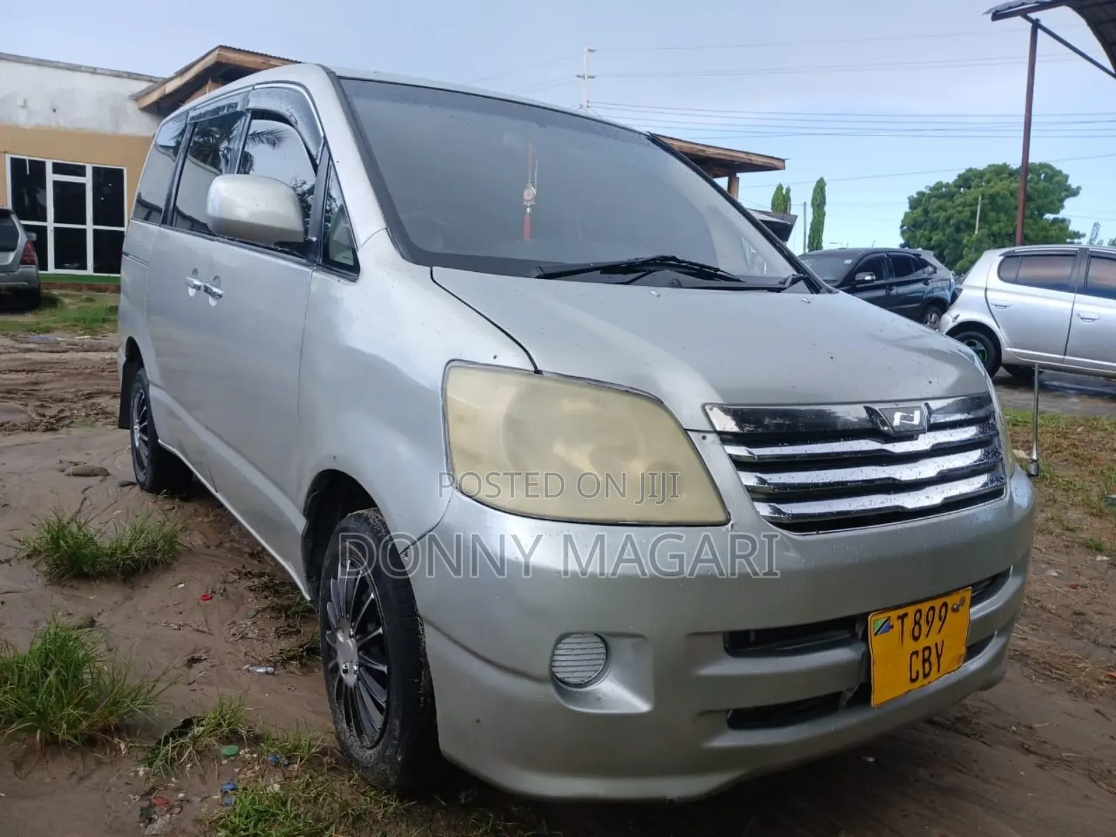 Toyota Noah 2008 Silver