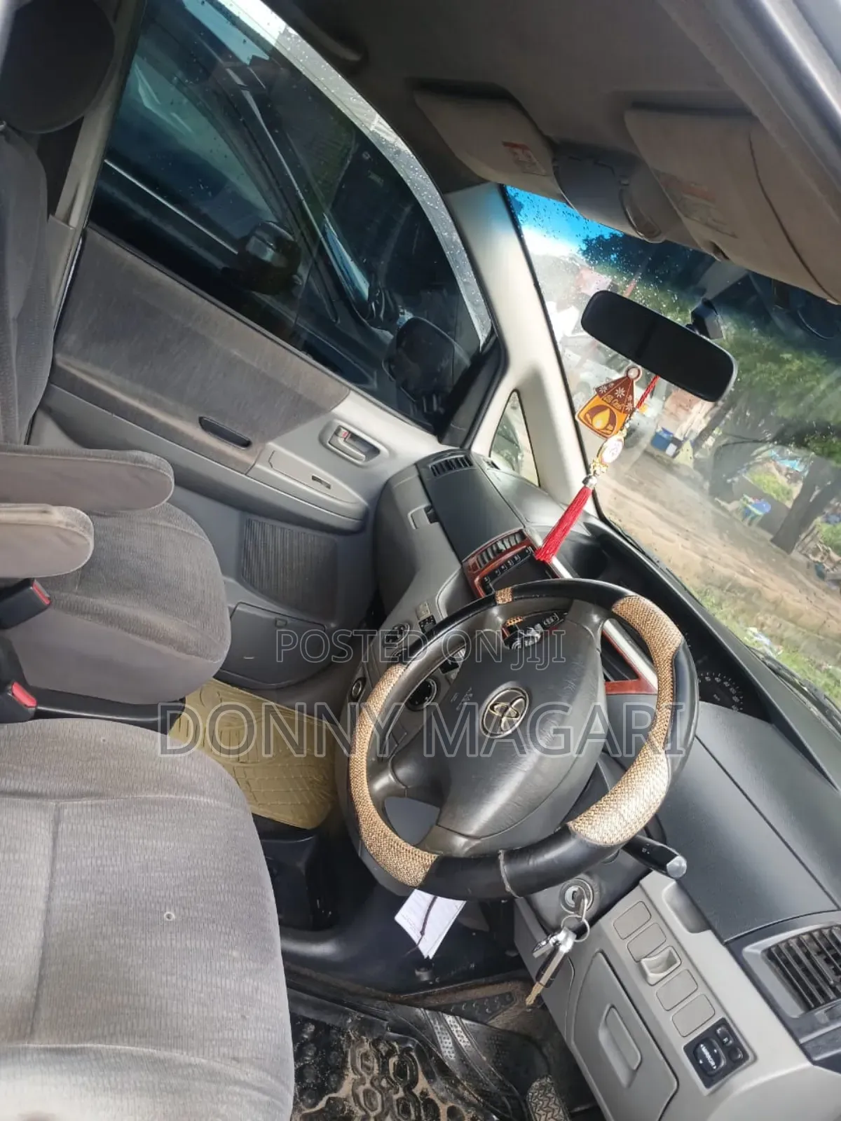 Toyota Noah 2008 Silver