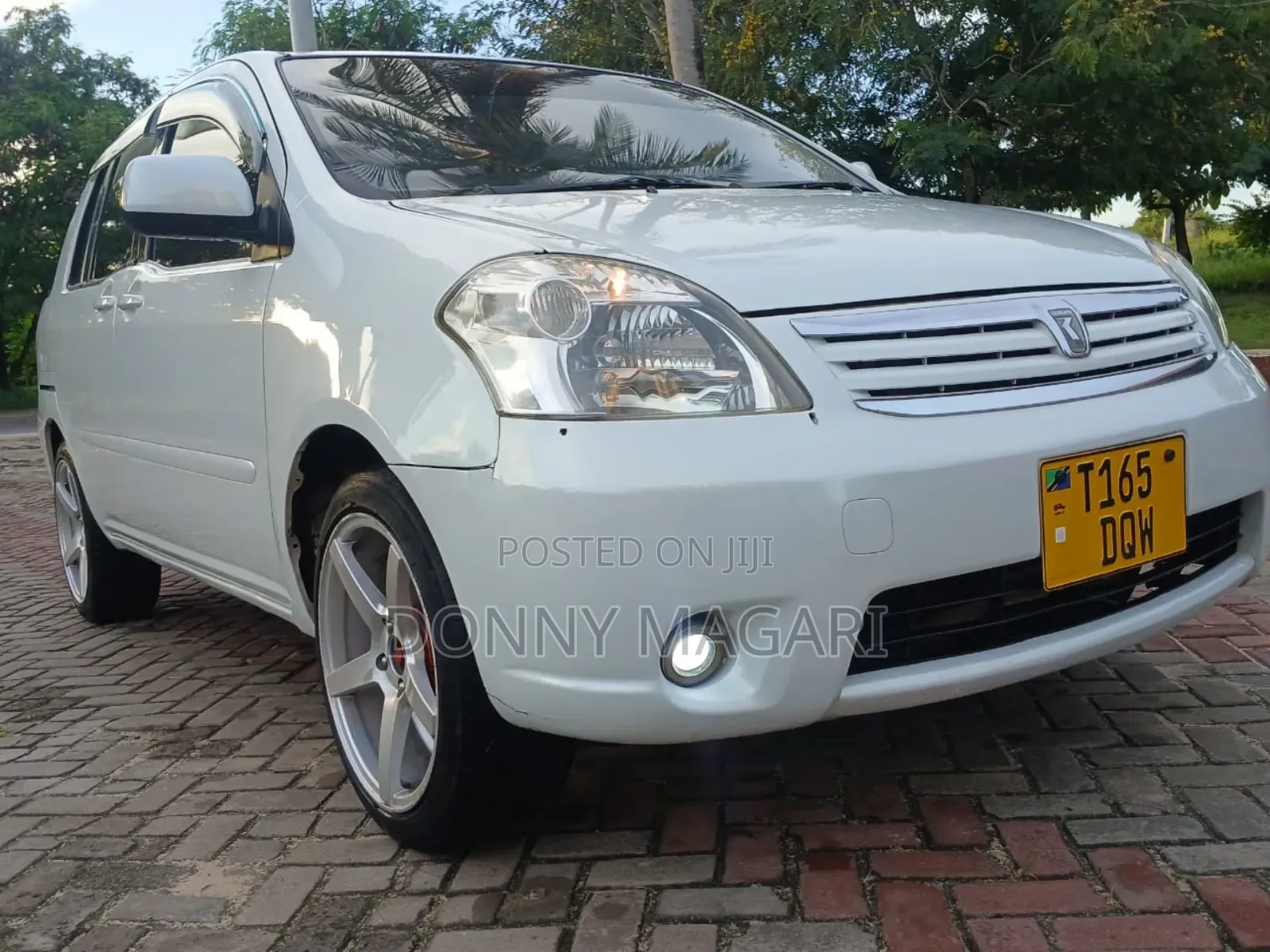 Toyota Raum 2005 White