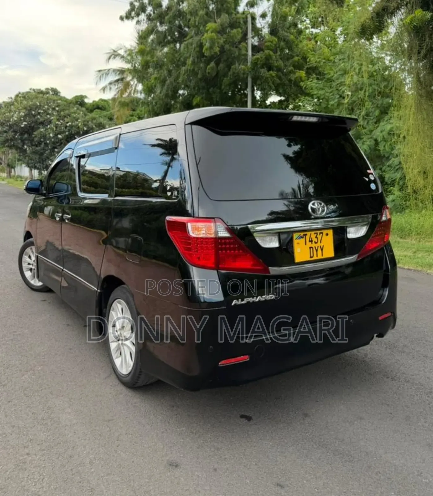 Toyota Alphard 2009 Black