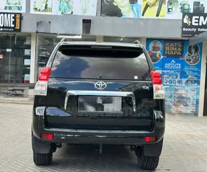 Toyota Land Cruiser Prado 2.7 i 2010 Black
