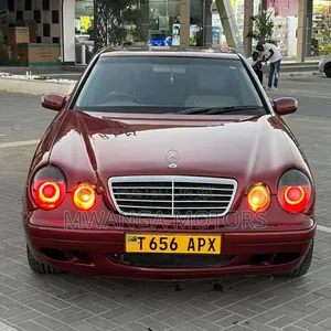 Mercedes-Benz C200 2000 Red