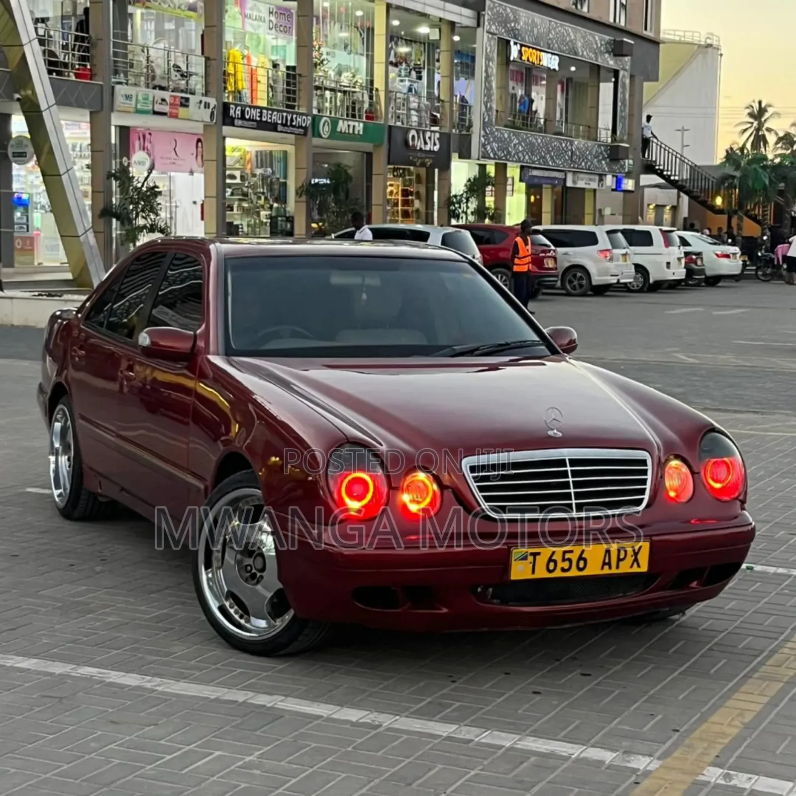 Mercedes-Benz C200 2000 Red