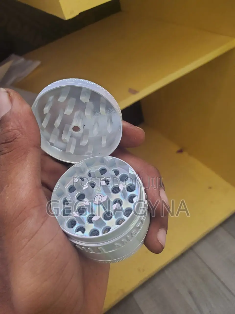 Medium Grinders Available Karibuni Sanaa