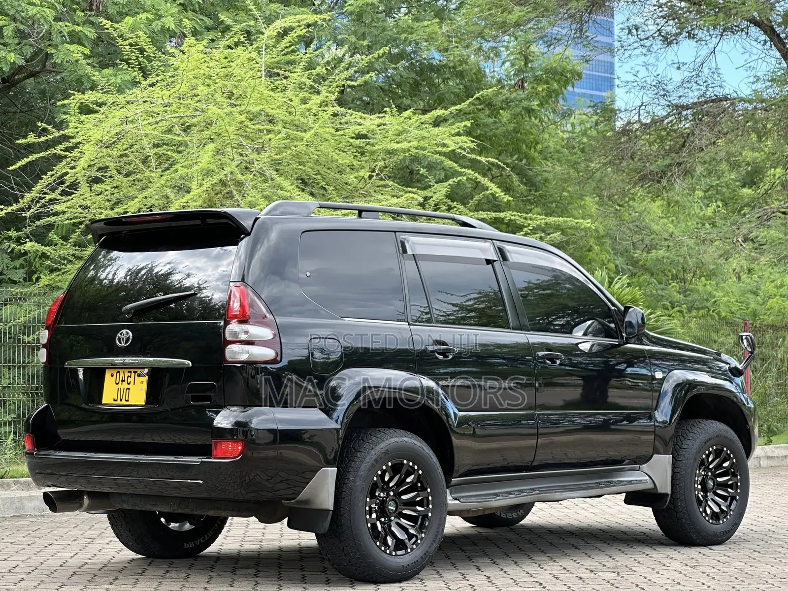 Toyota Land Cruiser Prado 2006 Black