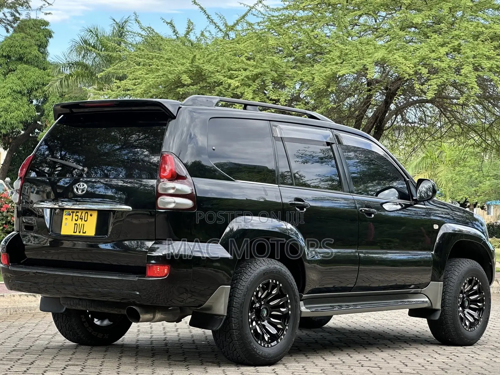 Toyota Land Cruiser Prado 2006 Black