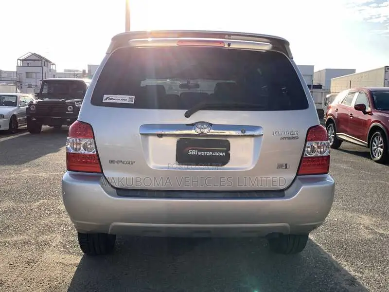 Toyota Kluger 2007 Silver