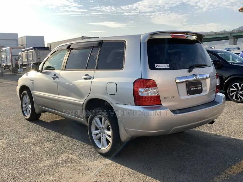 Toyota Kluger 2007 Silver