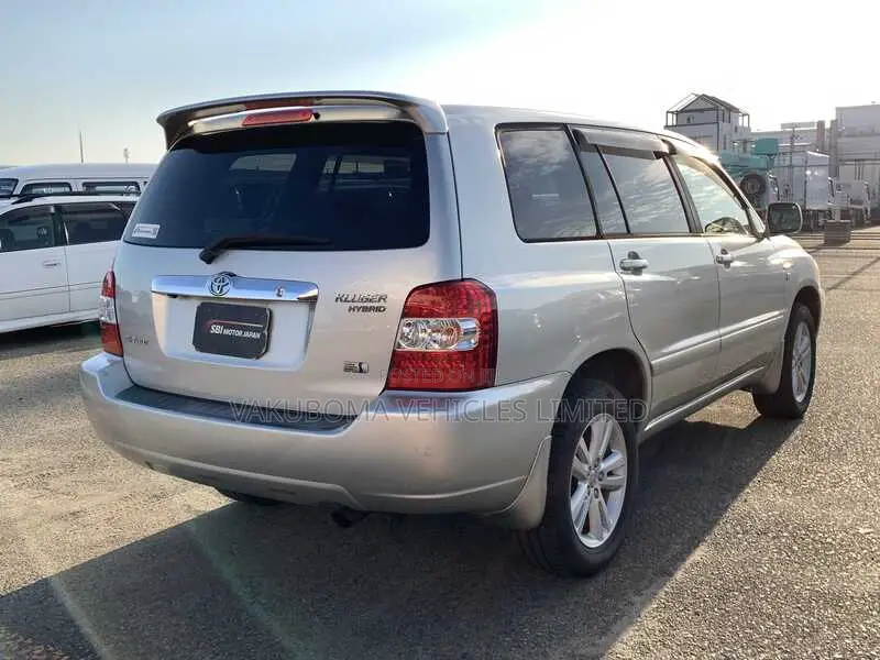 Toyota Kluger 2007 Silver