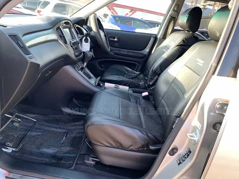 Toyota Kluger 2007 Silver