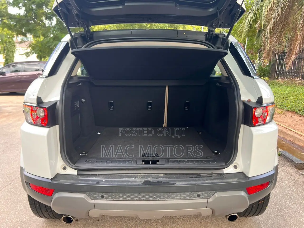 Land Rover Range Rover Evoque Dynamic 4x4 (2.0L 4cyl 9A) 2014 White