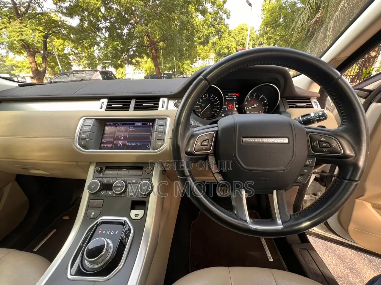 Land Rover Range Rover Evoque Dynamic 4x4 (2.0L 4cyl 9A) 2014 White