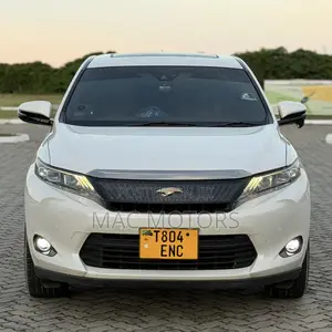 Toyota Harrier 2.0 2015 White