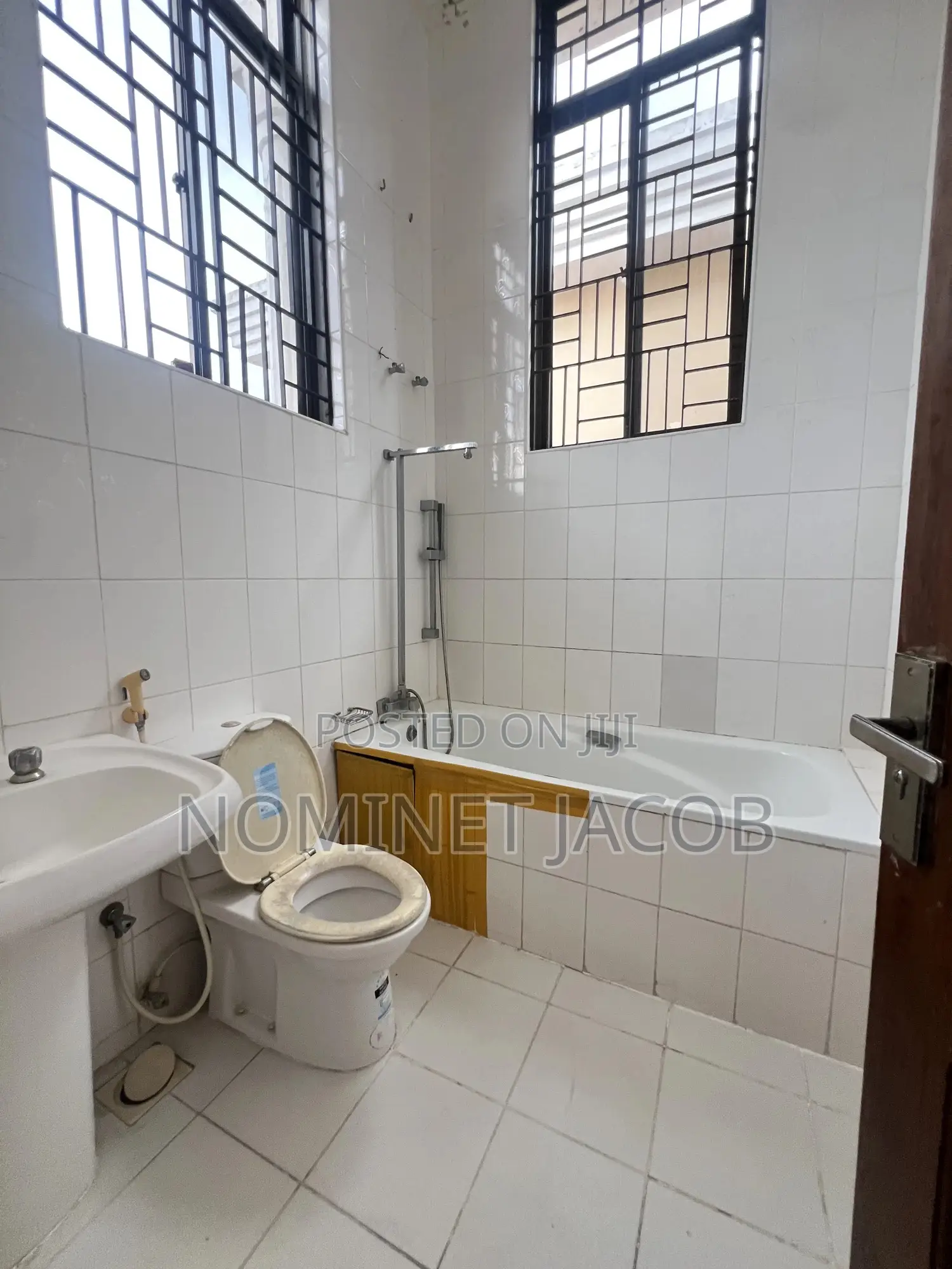 4bdrm House in Mivumoni Madale, Kunduchi for rent