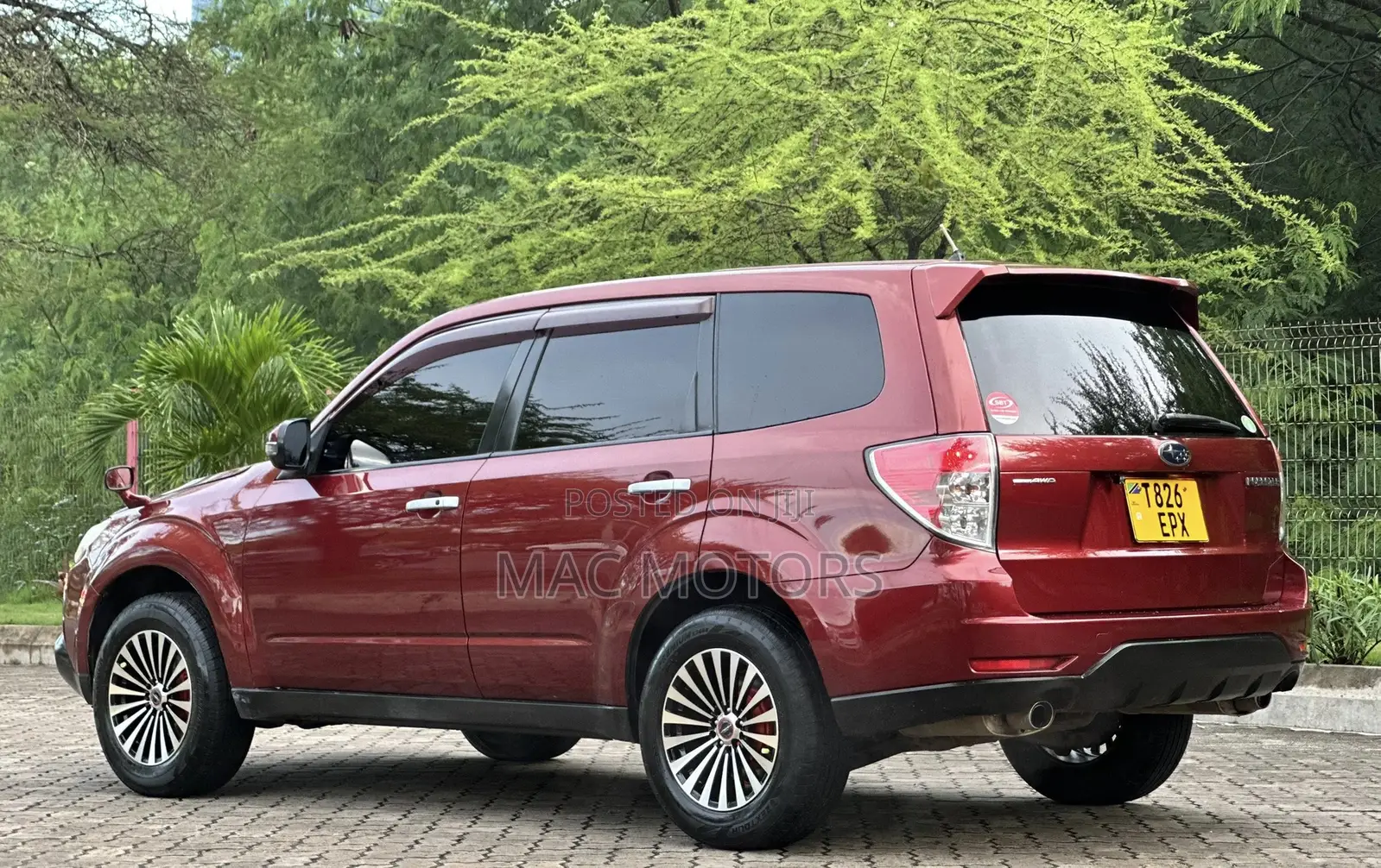 Subaru Forester 2011 Red
