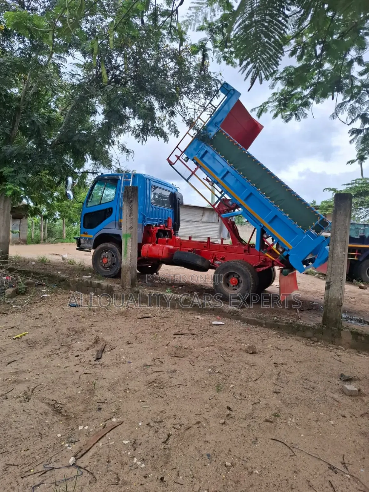 Fuso Tipper 6d17