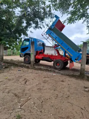 Fuso Tipper 6d17