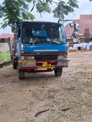 Fuso Tipper 6d17