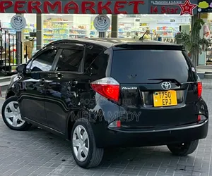 Toyota Ractis 2012 Black