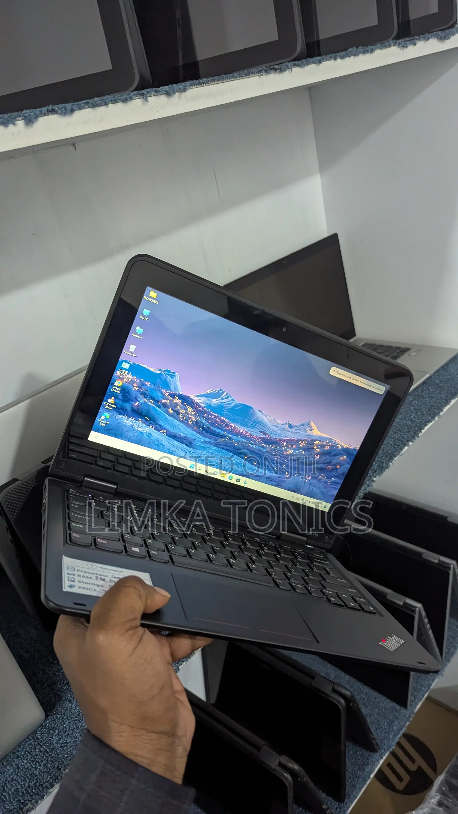 New Laptop Lenovo Yoga 11e 8GB Intel Core i5 SSD 128GB