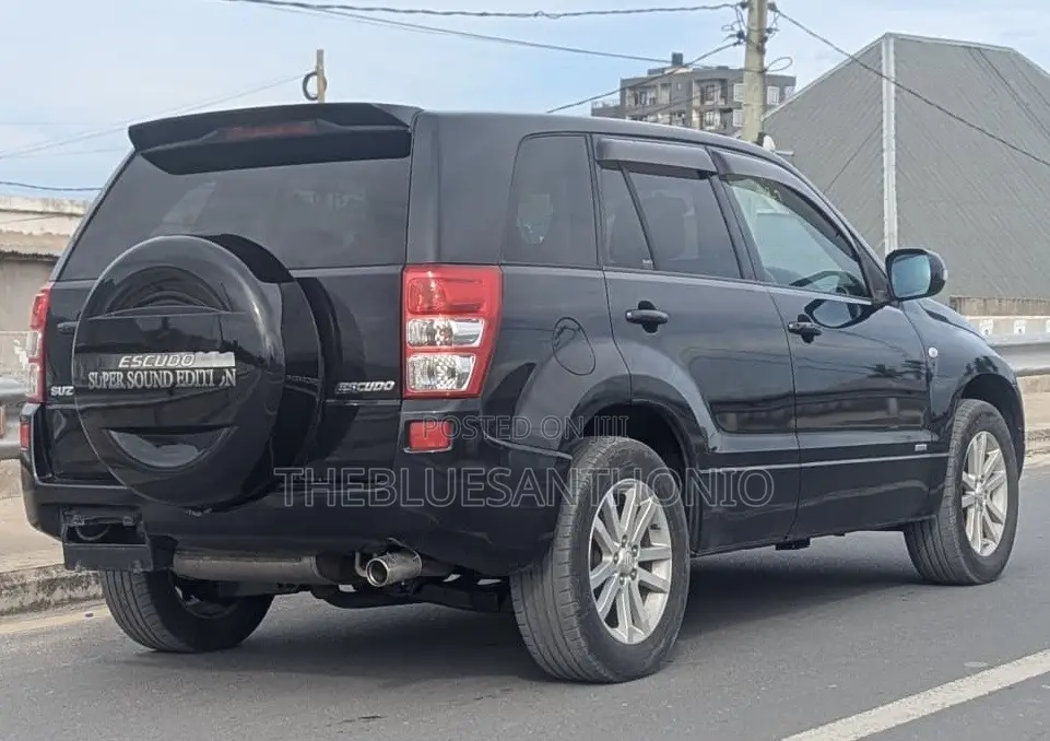 Suzuki Escudo 2007 Black