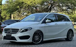 Mercedes-Benz B-Class B180 Petrol 2016 White