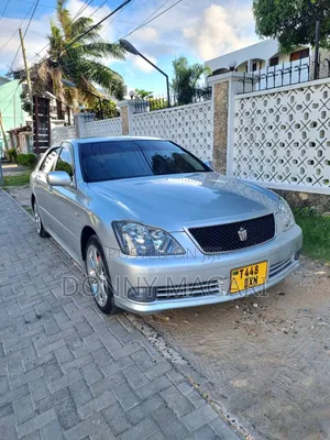 Toyota Crown 2006 Silver
