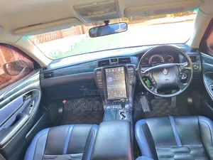 Toyota Crown 2006 Silver