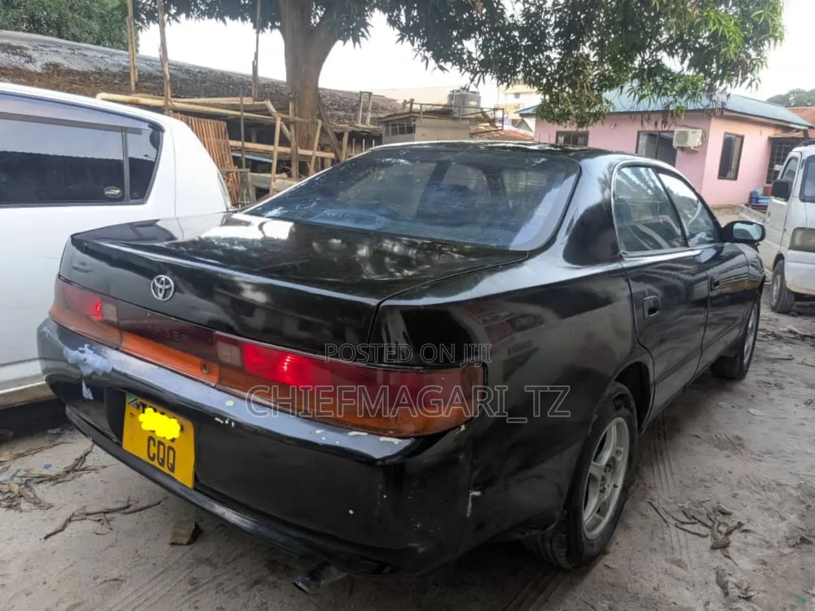 Toyota Chaser 2004 Black