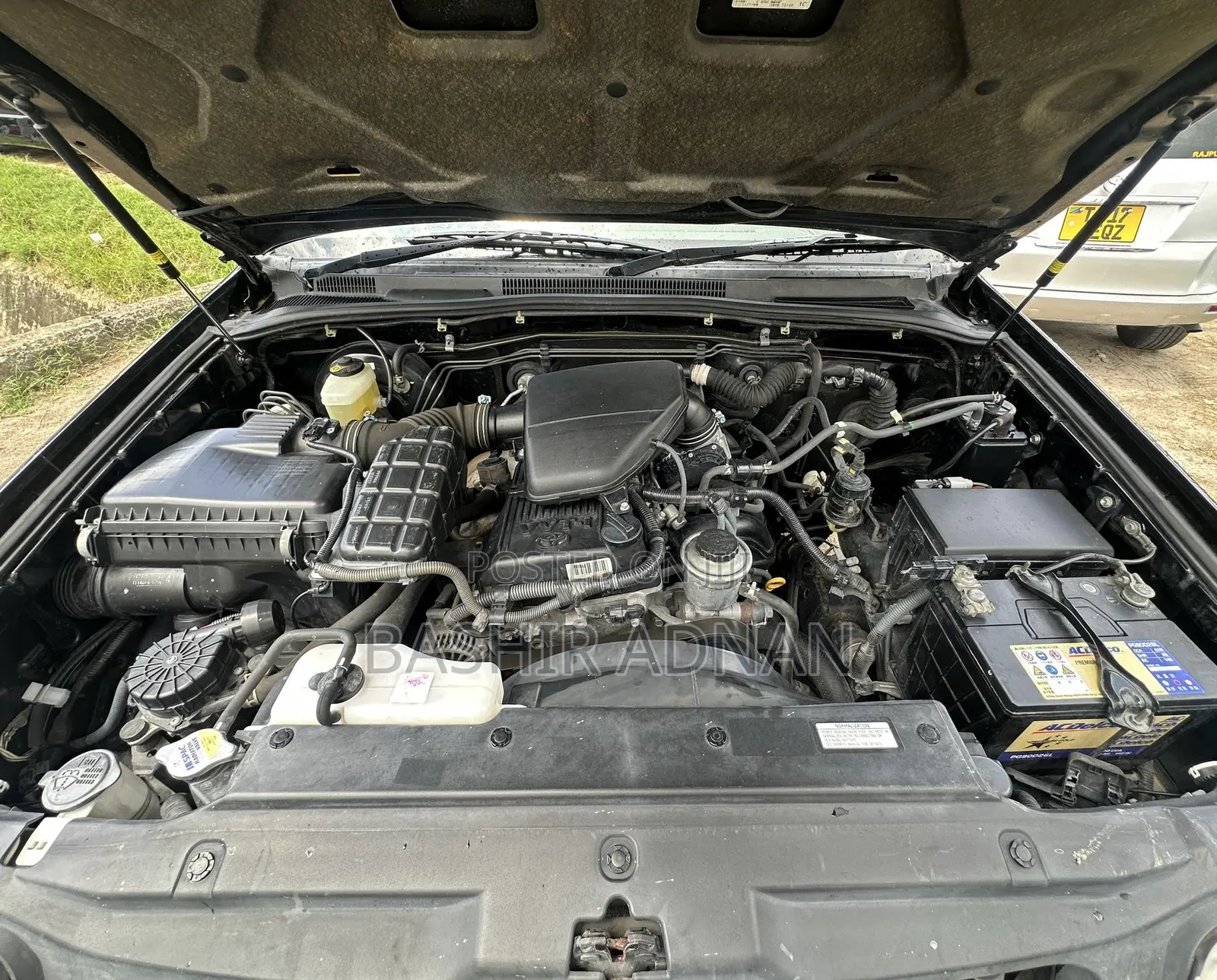 Toyota Hilux Surf 2.7 SSR 2007 Matt Black